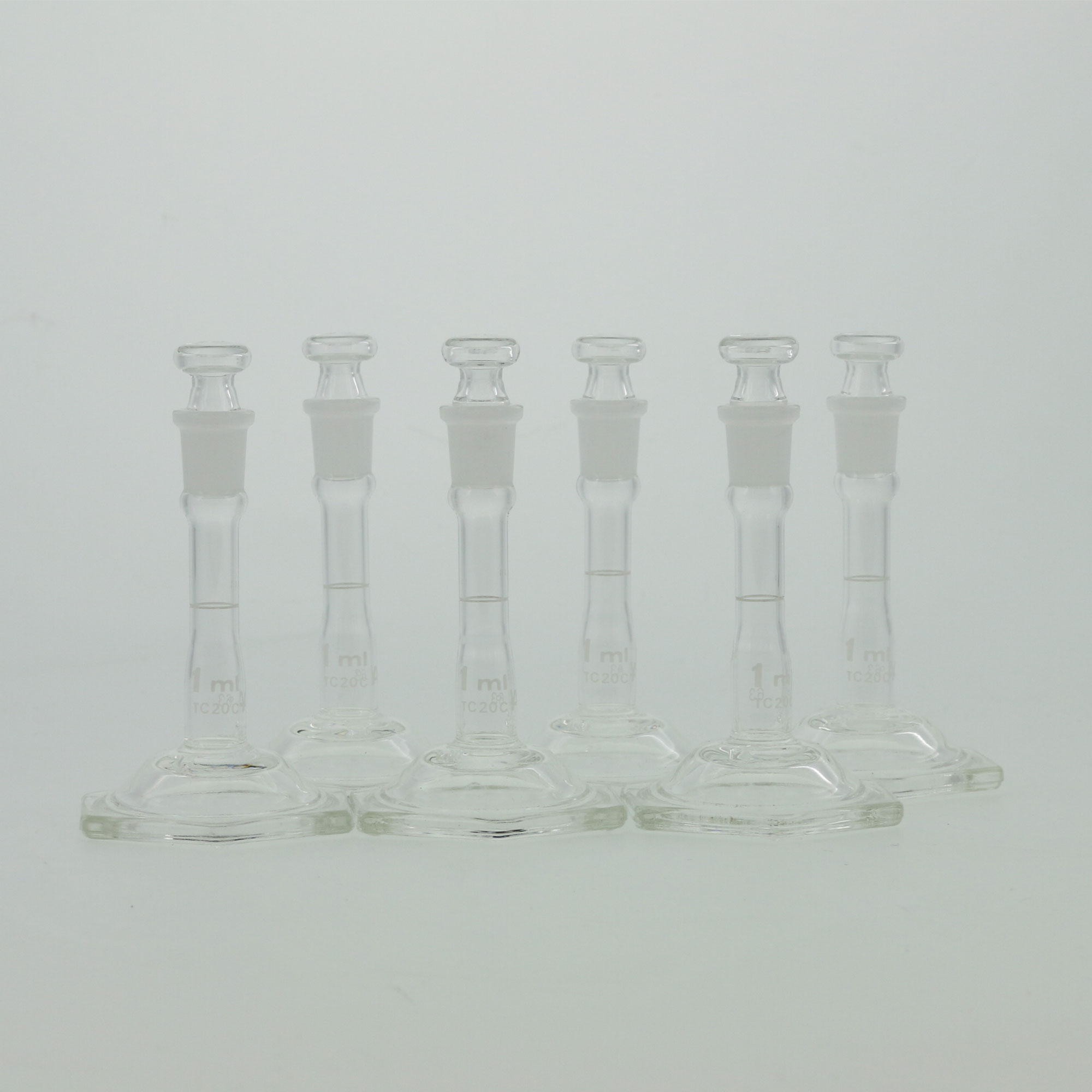 マイクロメスフラスコ スーパーグレード ガラス平栓付 1mL(6個)